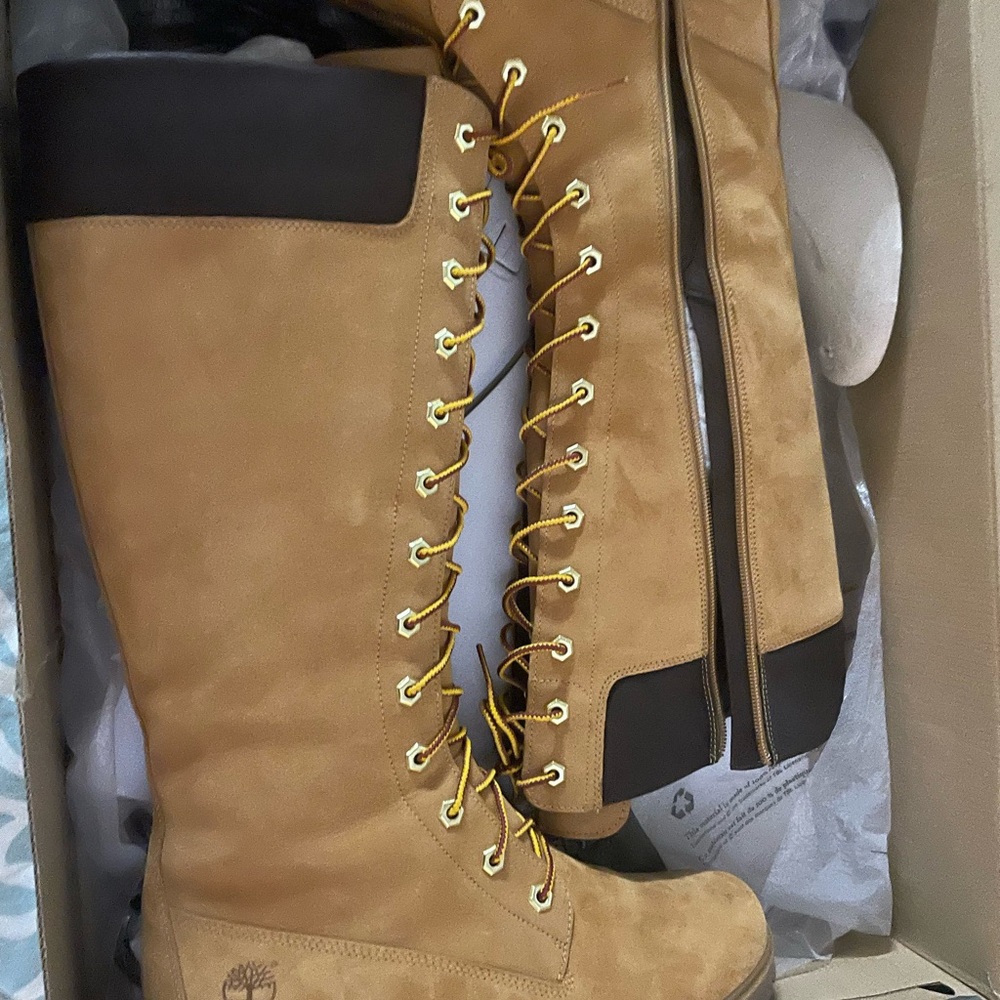 Timberland Wheat Lace-Up Boots